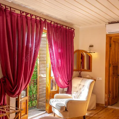 فندق Jade (adults Only) 2*