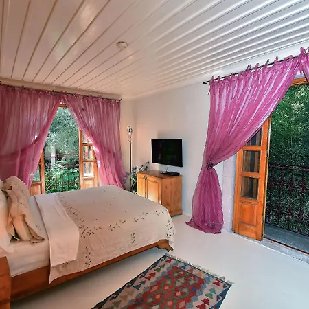 فندق Jade (adults Only) 2*